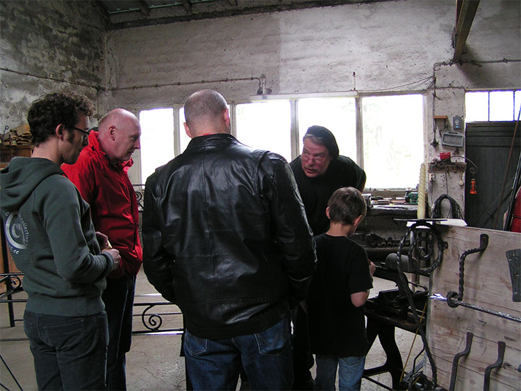 Kinderführung in der Schmiede